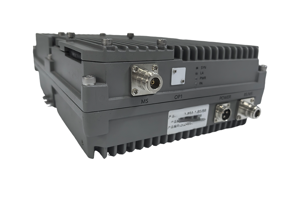  偏关三频手机信号接收器2000㎡